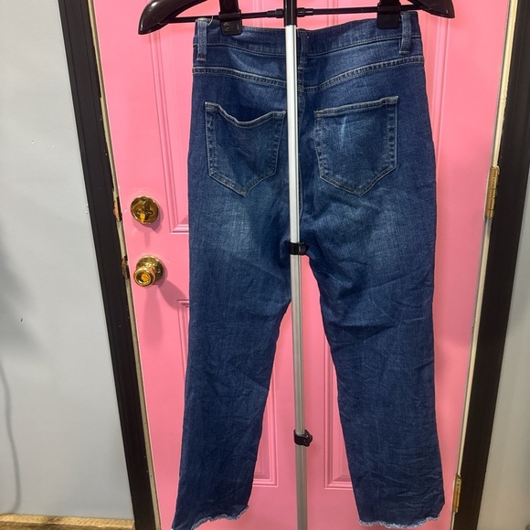 Soho New York & Company Cropped Flare Jeans - Picture 3 of 4